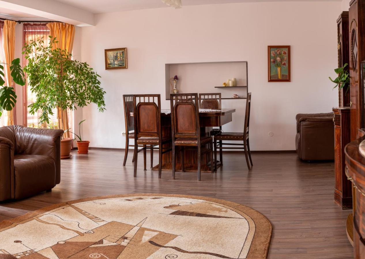 Celeste House ซีบิว ภายนอก รูปภาพ